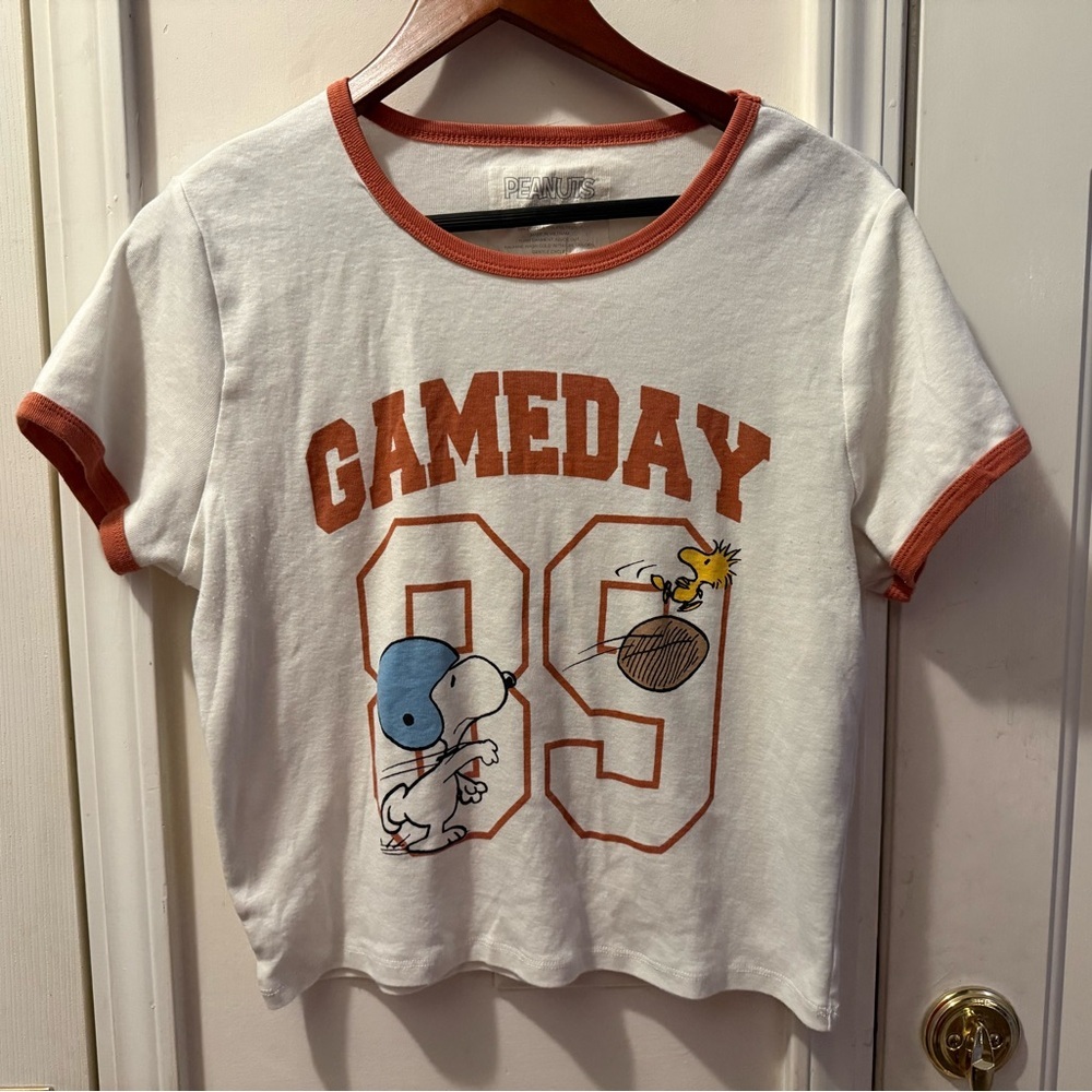 Peanuts Snoopy Game Day Cropped Tee Shirt - Picture 3 of 8